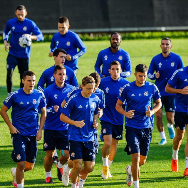 Modri su trenirali na stadionu u Cluju
