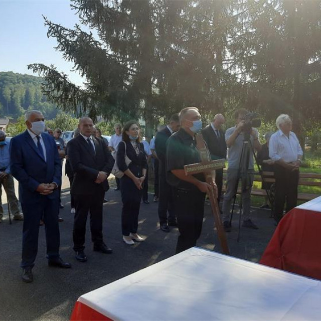 Posljednji ispraćaj posmrtnih ostataka 15 Hrvata ubijenih 1946. po nalogu OZNE