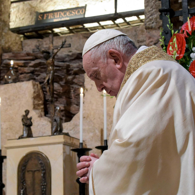 Papa Franjo u Asizu