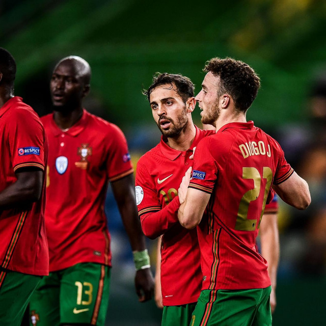Klin Školjka Ograničiti  Sportske novosti - Portugal lakoćom pobijedio Švedsku u hrvatskoj skupini,  Engleska kod kuće izgubila od Danske