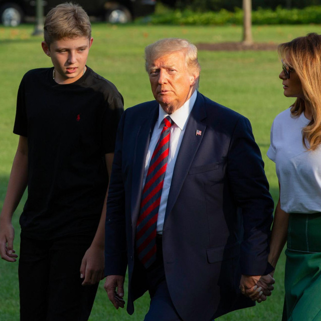 Barron, Donald i Melania Trump