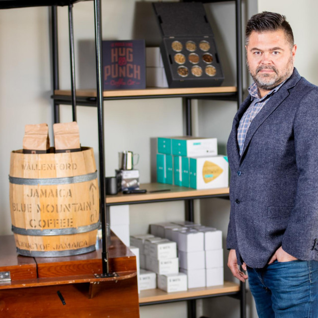 Certificirani trener barista Domagoj Trusić - Hug&Punch
