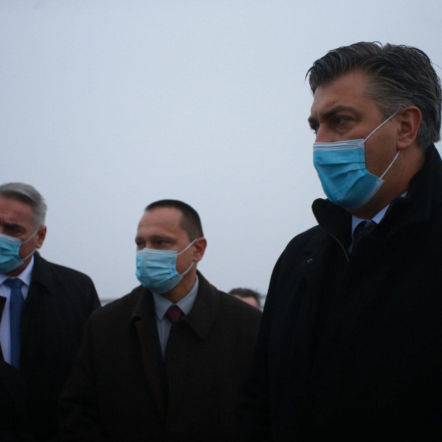 Predsjednik Vlade Andrej Plenković u obilasku Vukovarskog vodotornja