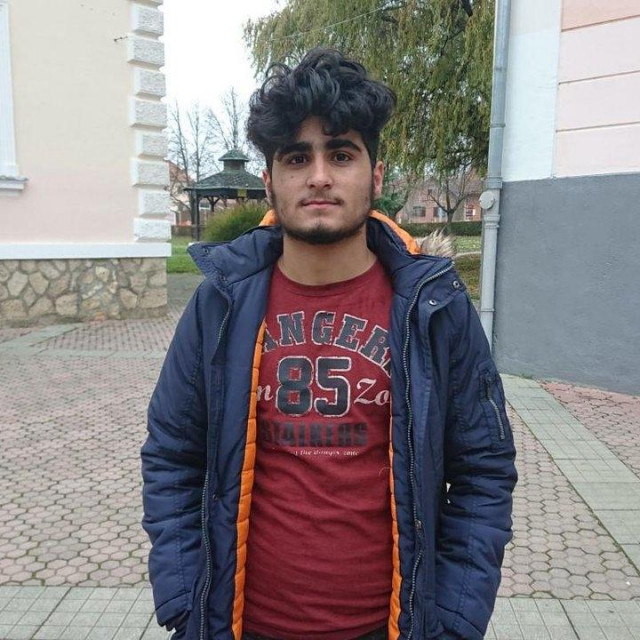 Pakistanski Afganstanac, 19-godišnji Sajid Khan, od svibnja 2017. godine živi u Lipiku koji je sada postao njegov drugi dom