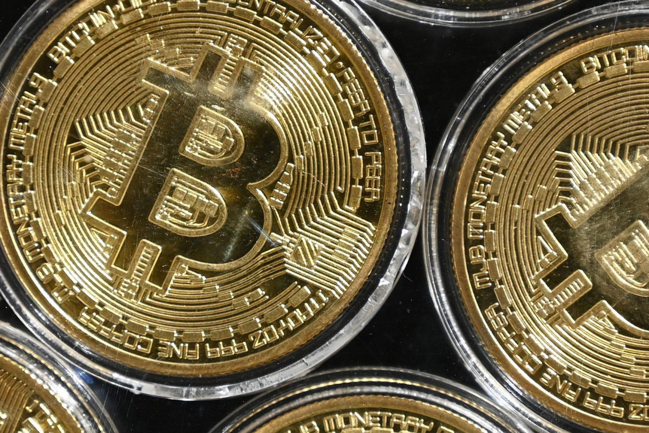 kako uložiti novac u bitcoin investiranje u kriptovalute