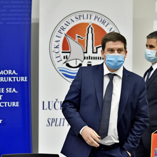 Ministar mora, prometa i infrastrukture Oleg Butković uoči potpisivanja ugovora u Splitu&lt;br /&gt;
 