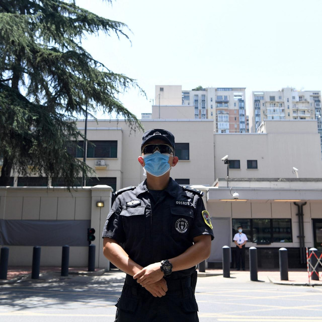 Kineski policajac