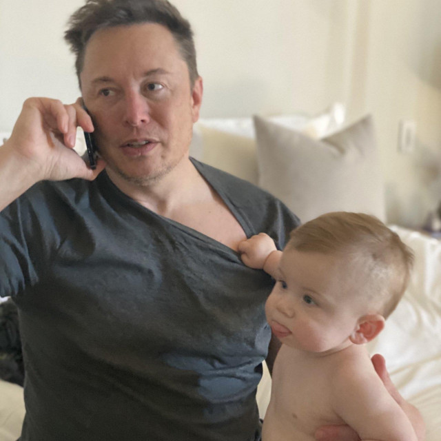Elon Musk sa sinom