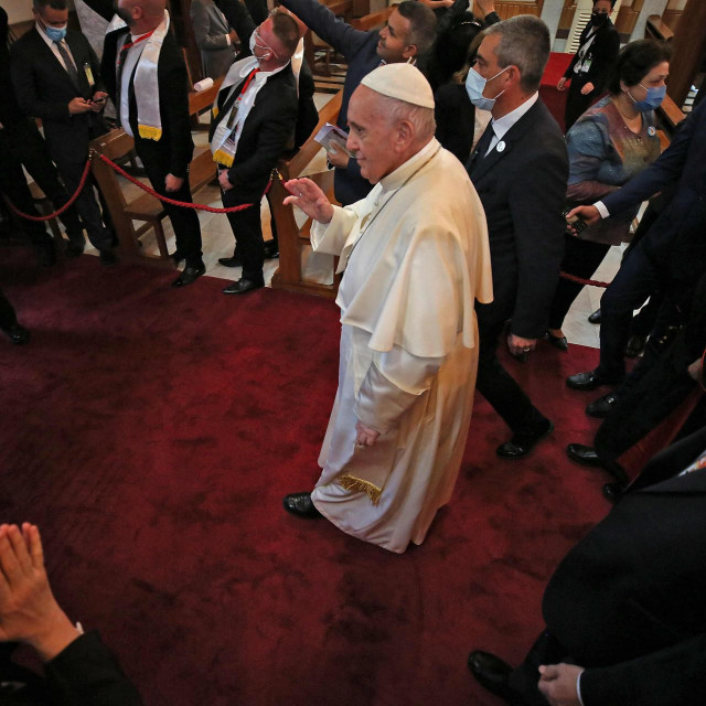 Papa Franjo u katedrali u Bagdadu