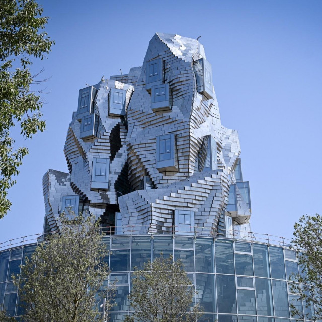 Gehryjev toranj u Arlesu