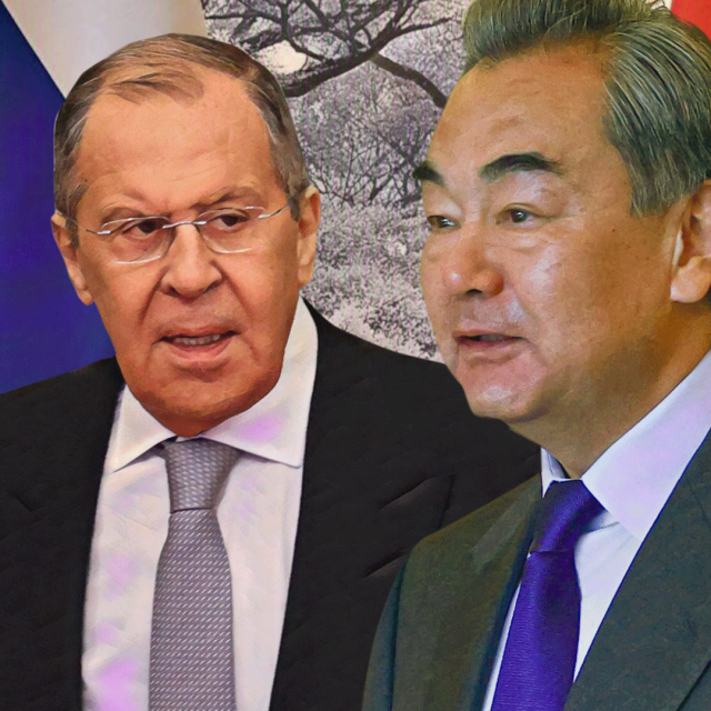 Ruski ministar vanjskih poslova Sergej Lavrov i njegov kineski kolega Wang Yi