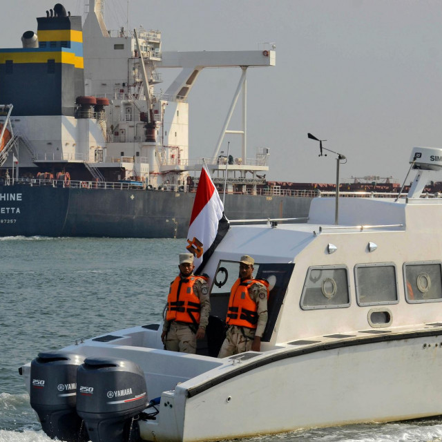 Egipatska obalna straža kontrolira promet u Kanalu