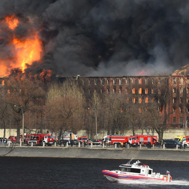 Požar u Sankt Peterburgu