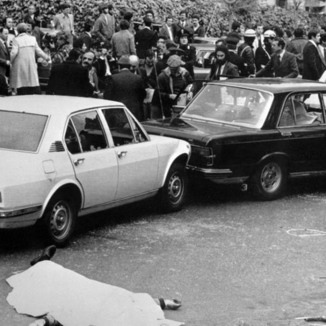 Mjesto otmice talijanskog premijera Alda Mora (16. ožujka 1978.). Njegovu otmicu i kasnije ubojstvo izvršili su pripadnici Crvenih brigada
