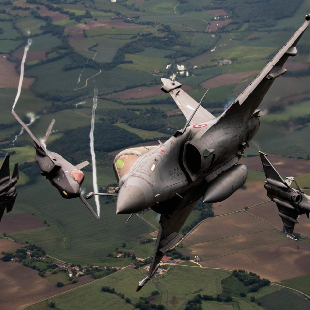 F-35A Lightning II Zračnih snaga SAD-a i Dassault Rafale Zračnih snaga Francuske