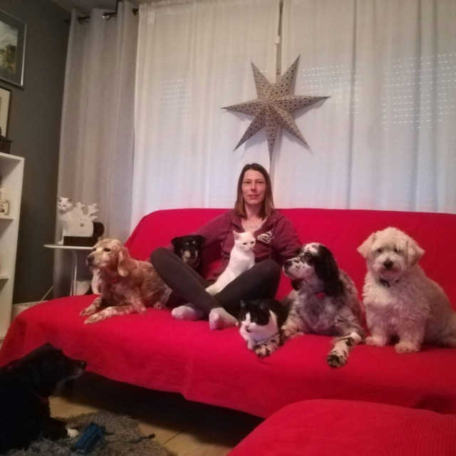 Mirjana Oliver i njeni psi