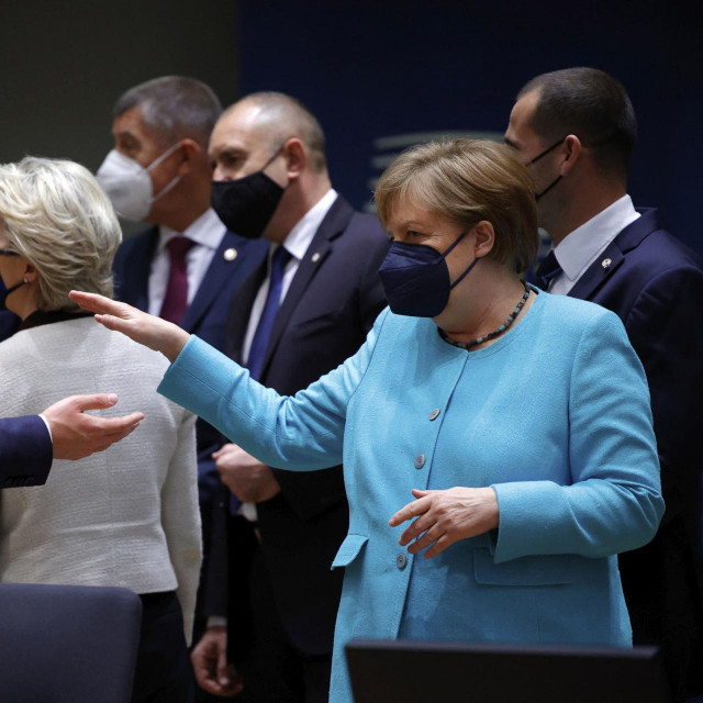 Angela Merkel i Sebastian Kurz prvog dana EU summita