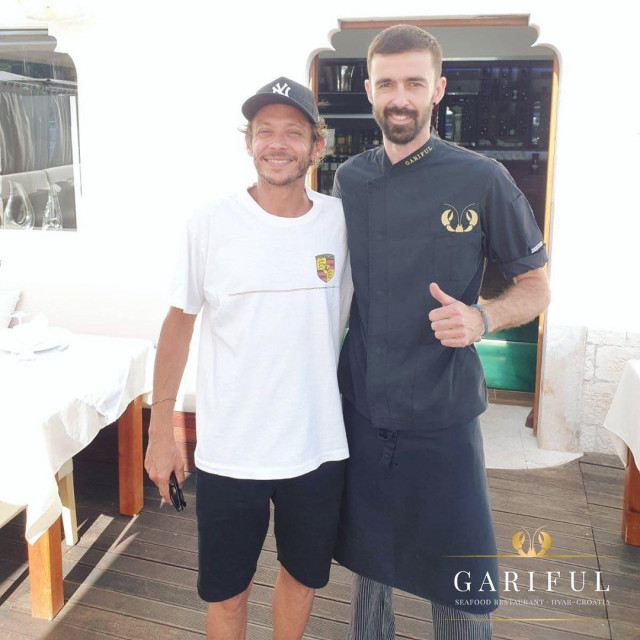 Valentino Rossi s chefom restorana Gariful