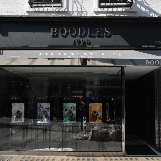 Boodles u Londonu, draguljarska tvrtka koja se našla na meti kradljivice