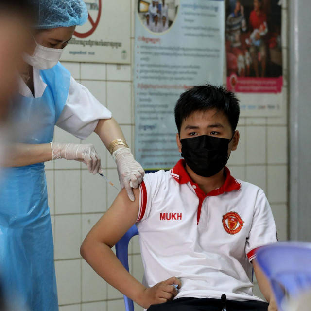 Cijepljenje Sinovacom u Phnom Penhu