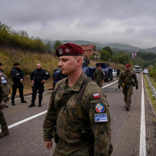 Kaos na kosovskoj granici