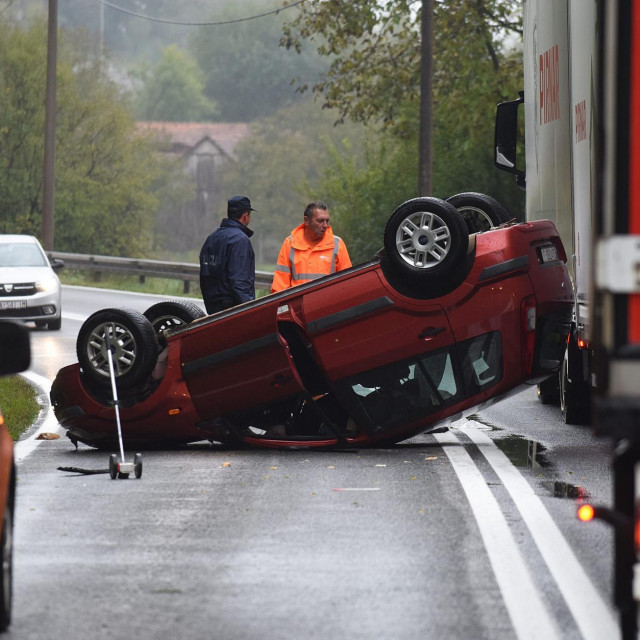 Karlovac, prometna nesreća