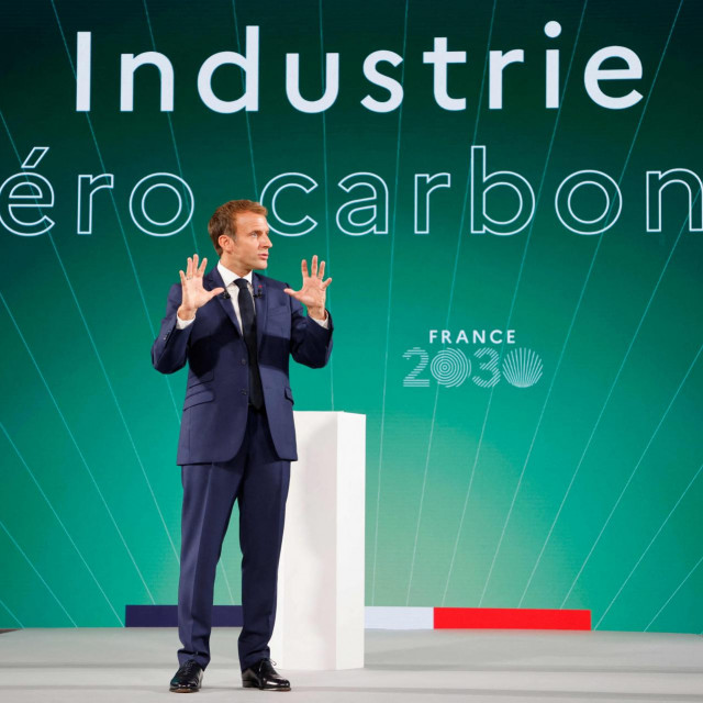 Francuski predsjednik Emmanuel Macron predstavja plan ”Francuska 2030”&lt;br /&gt;
(Photo by Ludovic MARIN/POOL/AFP)