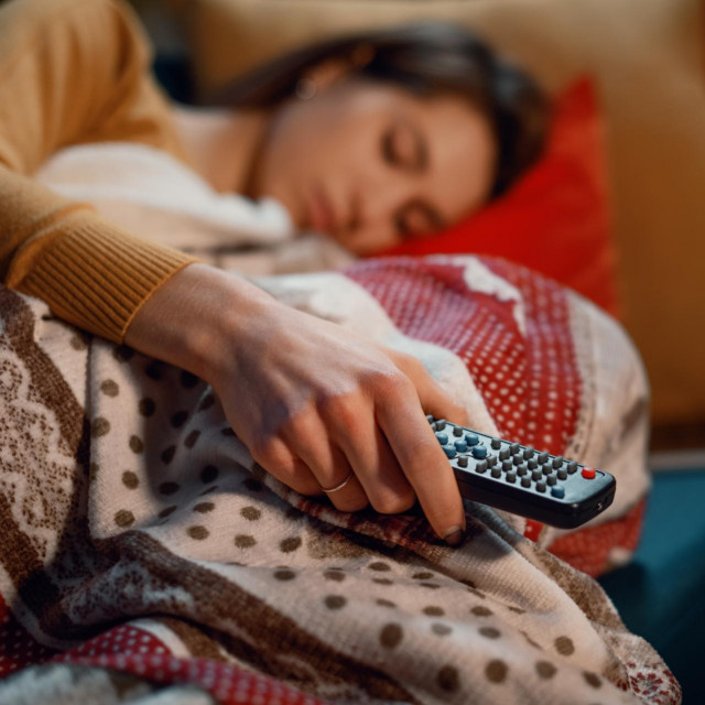 &lt;p&gt;Spavanje ispred televizora dodatno promiče lošu higijenu spavanja&lt;/p&gt;
