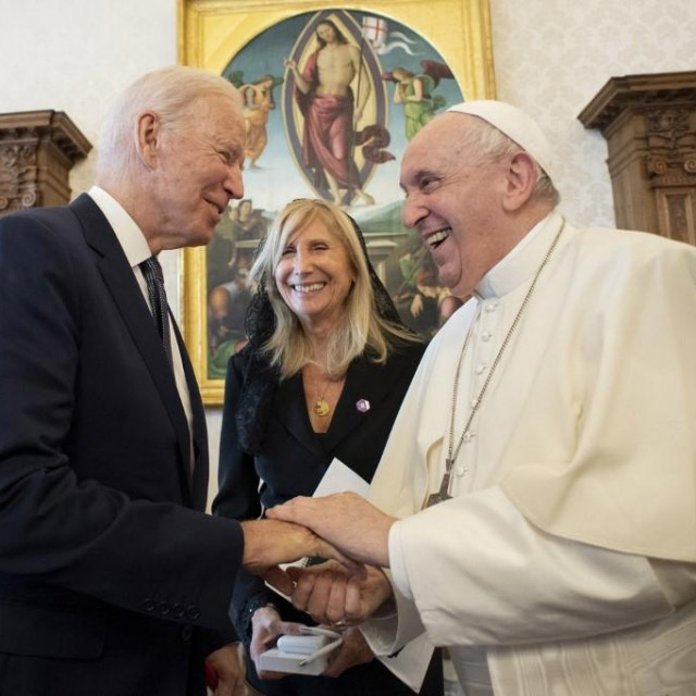 Papa Franjo i Joe Biden