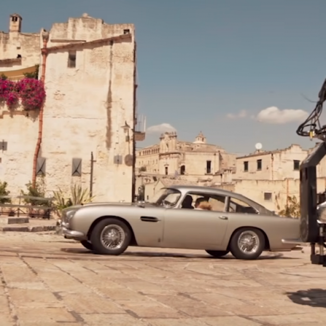 &lt;p&gt;Aston Martin DB5 prilikom snimanja James Bonda: &amp;#39;Za smrt nema vremena&amp;#39;&lt;/p&gt;
