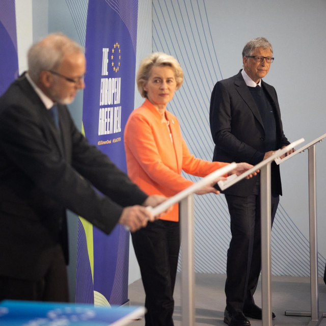 &lt;p&gt;Werner Hoyer, Ursula von der Leyen i Bill Gates u Glasgowu na summitu COP26&lt;/p&gt;
