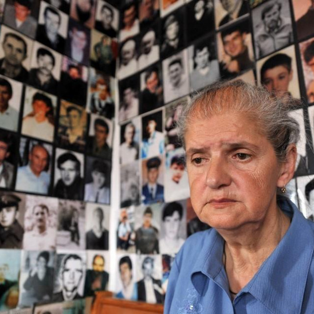 &lt;p&gt;Hajra Čatić bila je čelnica udruge koja okuplja članove obitelji žrtava genocida u Srebrenici&lt;/p&gt;
