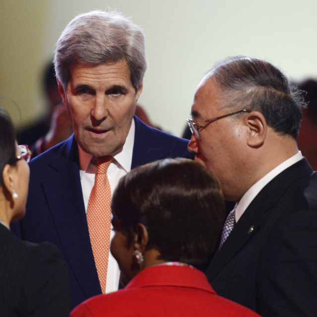 &lt;p&gt;John Kerry i Xie Zhenhua&lt;/p&gt;

