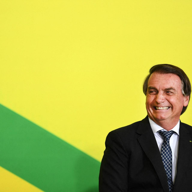 &lt;p&gt;Jair Bolsonaro&lt;/p&gt;
