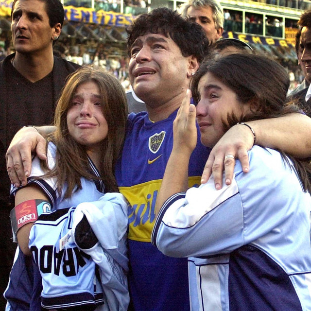 &lt;p&gt;Maradona s kćerkama Dalmom i Gianninom&lt;/p&gt;
