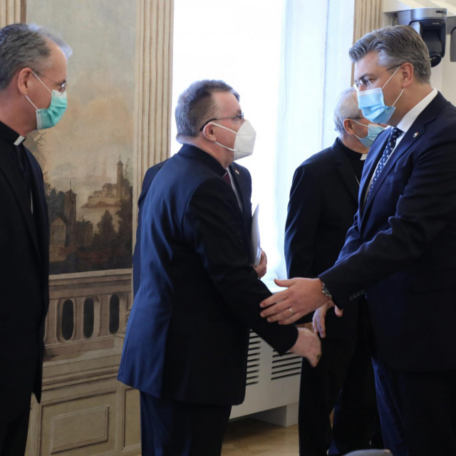 &lt;p&gt;Predsjednik Vlade RH Andrej Plenković održao je redoviti polugodišnji sastanak s predstavnicima Hrvatske biskupske konferencije&lt;/p&gt;
