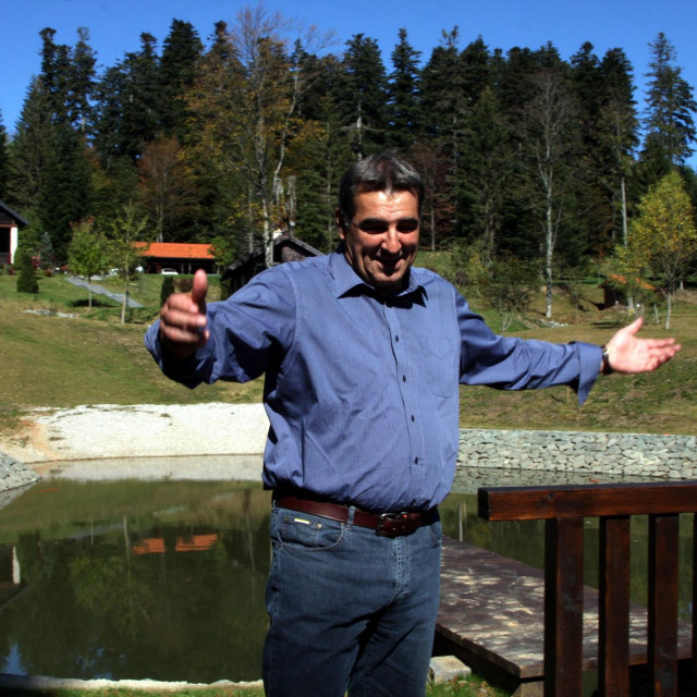 Nadan Vidošević na svom imanju u Ravnoj Gori&lt;br /&gt;
 