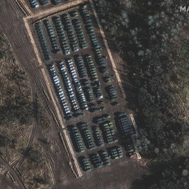 Satelitske snimke ruske vojske na Krimu
