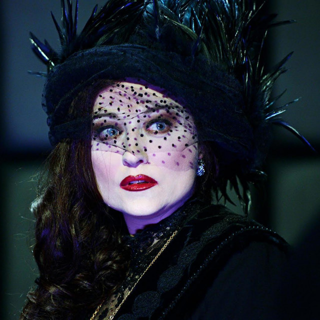 &lt;p&gt;Nataša Barbara Gračner kao barunica Castelli u predstavi SNG Drame u Ljubljani&lt;/p&gt;
