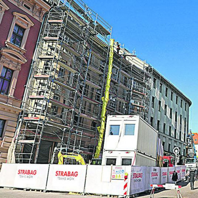 <p>Zgrada u Bakačevoj 3, vlasništvo Luke Rajića</p>