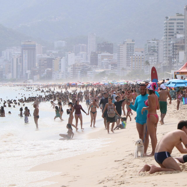 &lt;p&gt;Poznata plaža Ipanema danima je pretrpana kupačima&lt;/p&gt;

