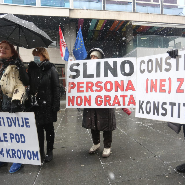 &lt;p&gt;Inicijativa Buđenje građana održala prosvjed ispred Hrvatskog veleposlanstva&lt;/p&gt;
