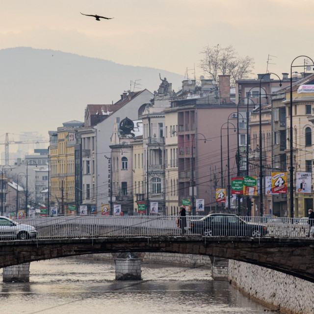 &lt;p&gt;Sarajevo, glavni grad Bosne i Hercegovine&lt;/p&gt;
