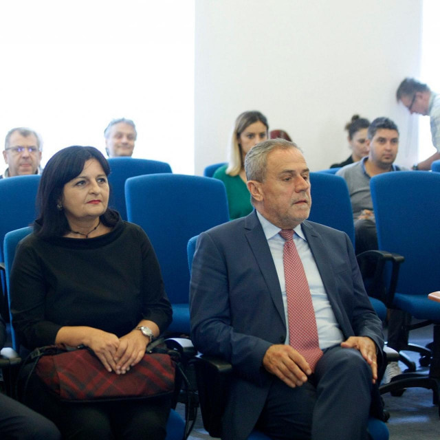 &lt;p&gt;Ivica Lovrić, Zdenka Palac i Milan Bandić tijekom suđenja&lt;/p&gt;
