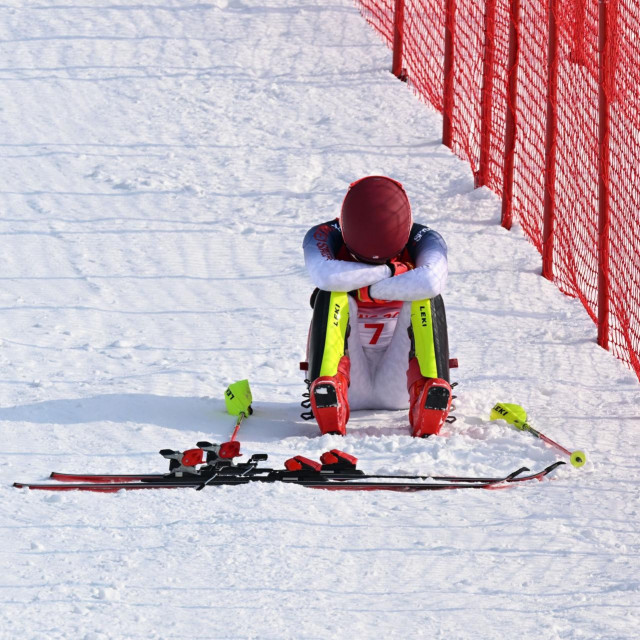 &lt;p&gt;Mikaela Shiffrin nakon odustajanja u slalomu&lt;/p&gt;
