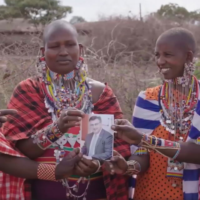 &lt;p&gt;Knjaz s pripadnicima plemena Masai&lt;/p&gt;
