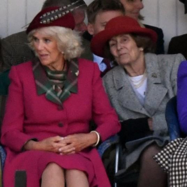 &lt;p&gt;Camilla Parker Bowles i kraljica Elizabeta II&lt;/p&gt;
