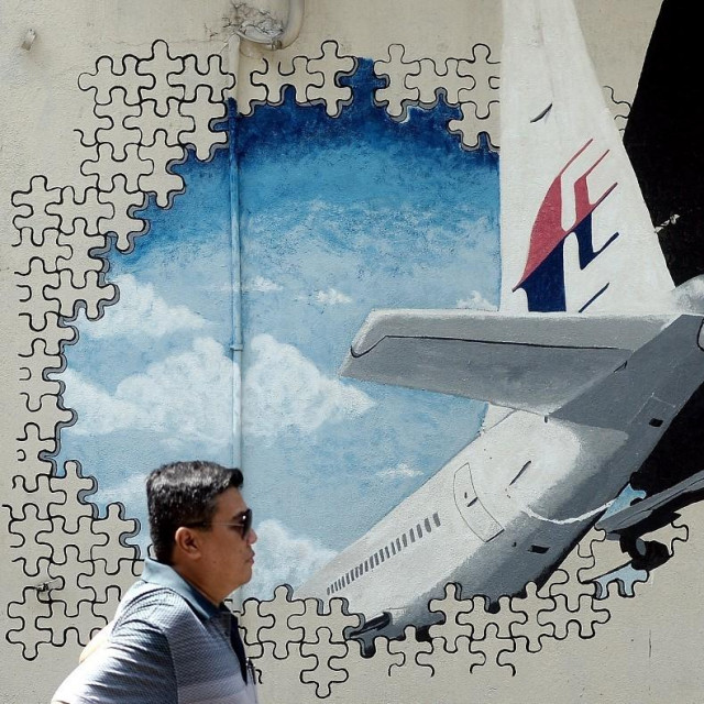 Mural posvećen nestalom avionu
