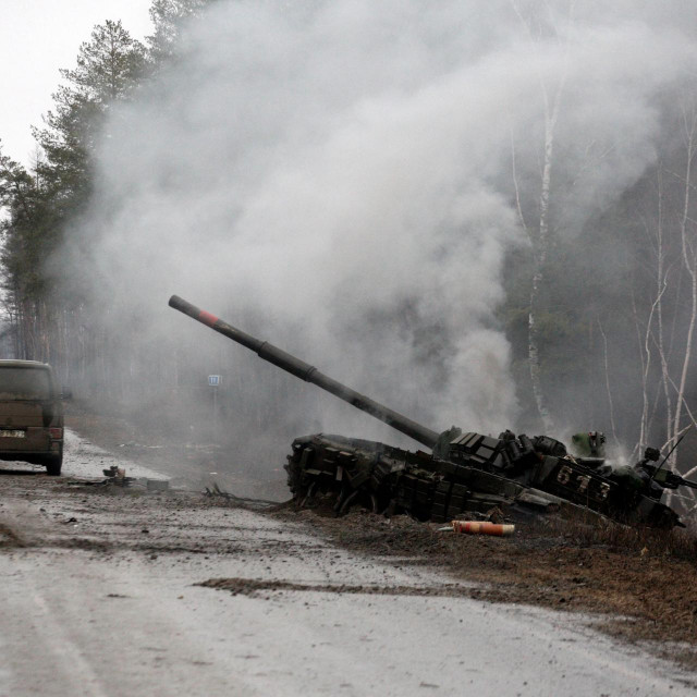 &lt;p&gt;Uništeni ruski tenk na području Luganska&lt;/p&gt;

