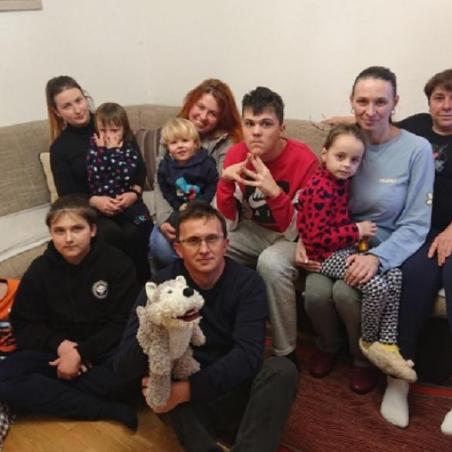 &lt;p&gt;Obitelj Matijević i njihovi ukrajinski prijatelji i rođaci&lt;/p&gt;
